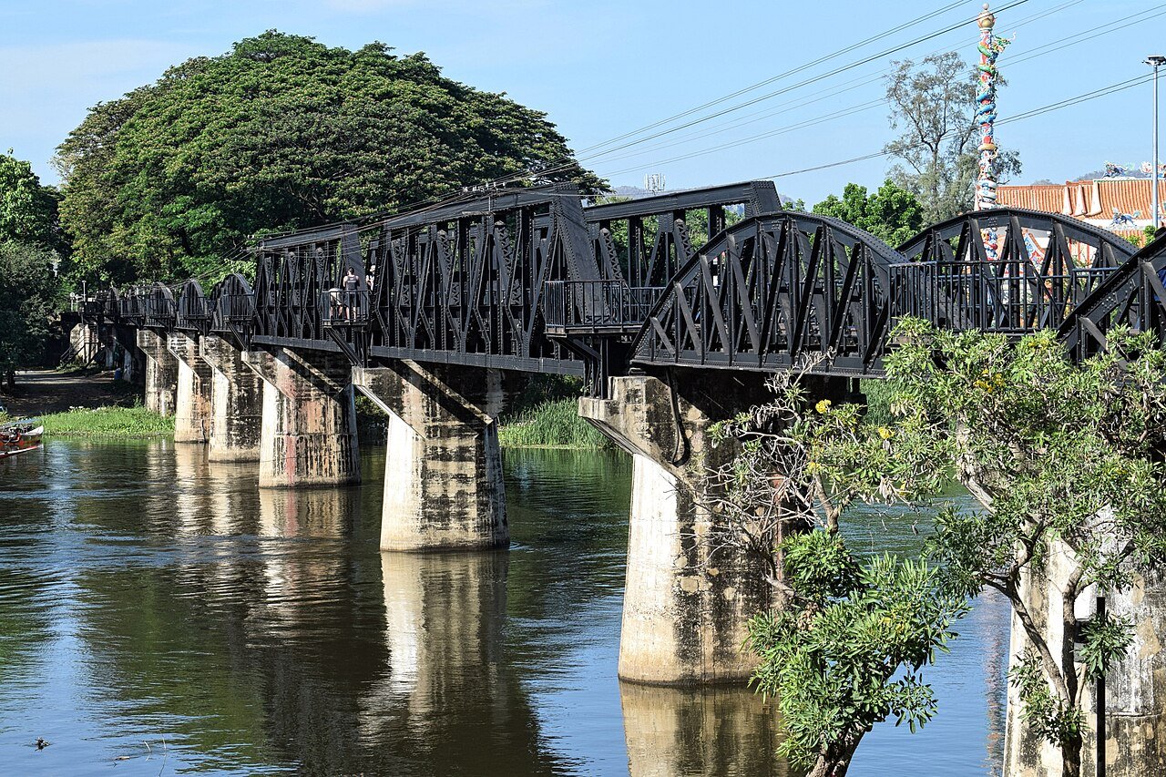 สะพานข้ามแม่น้ำแคว กาญจนบุรี