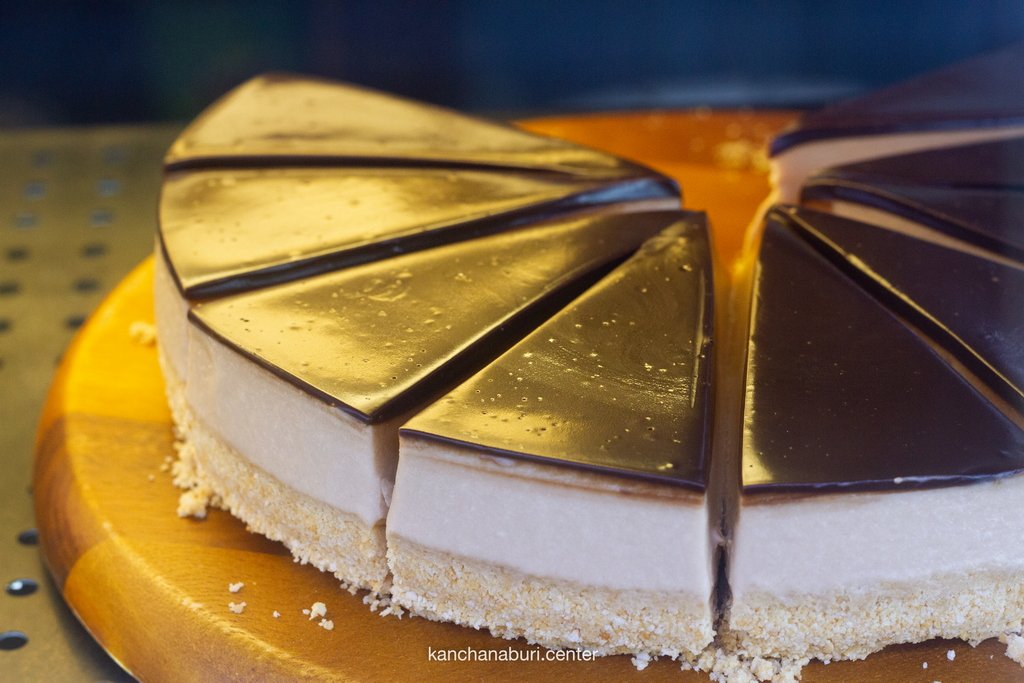 Cake photographed in a Davenport Café review