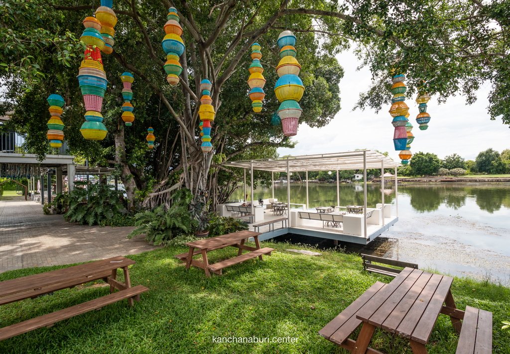 Garden seating and riverside setting at Davenport Café