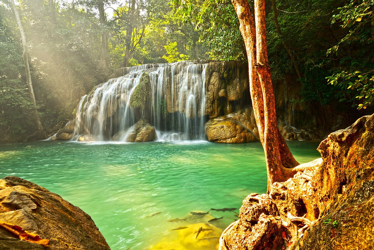 น้ำตกเอราวัณ กาญจนบุรี